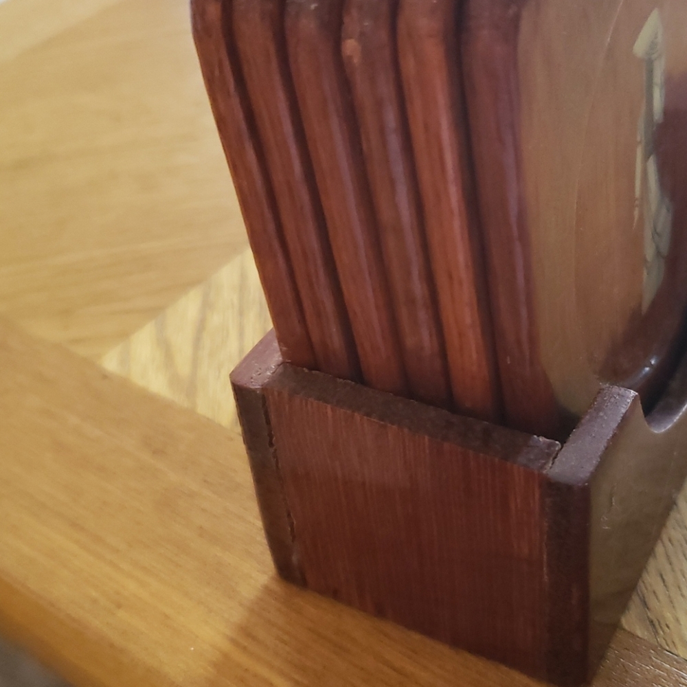 Laquer Ware Wood Coaster Mother of Pearl Inlay. - Picture 8 of 8